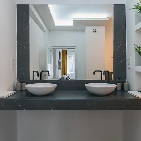 Classic Getaway Budapest